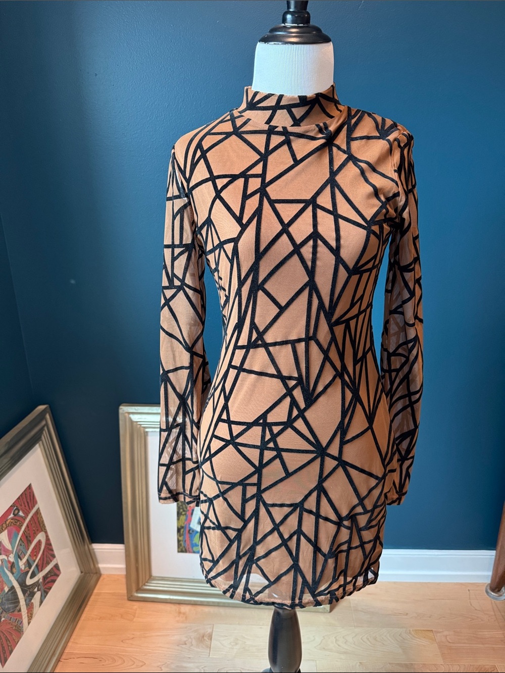 SHEIN Tan Long Sleeve Dress with Black Geometric Print